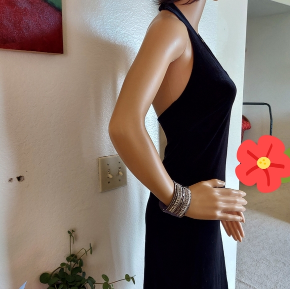 Velvet Backless LBD - Picture 3 of 5